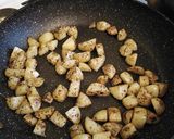 A picture of step 3 of Vickys Fried Potato and Green Beans, GF DF EF SF NF.