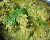 A picture of step 2 of Green Peas and Coriander Green Chicken Karahi.