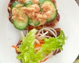 รูปขั้นตอนการทำที่ 3 ของ แซนวิชหน้าหมู Seasoned Ground Pork Toast Sandwich 🥪