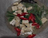 Foto langkah ke 2 dari resep Sayur Kacang Panjang Tempe.