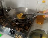 Foto langkah ke 4 dari resep Nasi mengkudu.