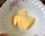 Foto langkah ke 1 dari resep Crouton Roti Tawar Spesial untuk Cocolan.