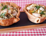 Foto del paso 6 de la receta: Cestitas con revuelto de gulas y gambas