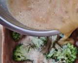 Foto del paso 4 de la receta: Tarta rectangular de brócoli congelado y queso 🥦 con masa casera e integral 🧀 ideal para el picnic