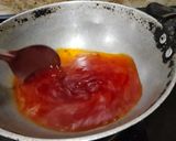 A picture of step 3 of Rava Kesri Halwa Kesri Bath.