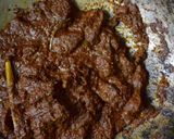 A picture of step 8 of Beef rendang.