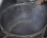 A picture of step 11 of Tiranga Rava Idli.