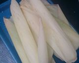 Foto langkah ke 2 dari resep Lepet Jagung Manis.