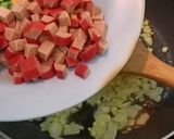 Foto langkah ke 4 dari resep Roti Goreng Sosis Rogut Keju.
