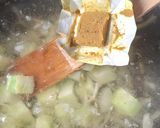 Une image de l'étape 2 de Soupe de brocolis aux amandes.
