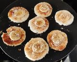 A picture of step 3 of Bread banana caramel bites.