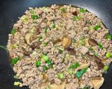 香菇蔥蒜炒肉末的食譜步驟3照片