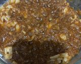Foto langkah ke 2 dari resep Bolognese Macaroni Cheese.