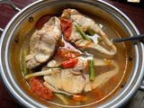 Canh cá chẽm nấu 🍅