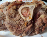 Foto del paso 1 de la receta: Osobuco en salsa con arándanos