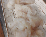 Foto del paso 1 de la receta: Bacalao con salsa de pimientos y tomates con cava