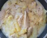 Foto del paso 2 de la receta: Pollo al ananá con coco