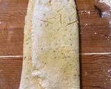 Medvehagymás sajtos pogácsa recept fázis 3 fotója
