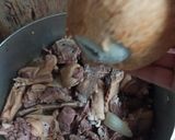 Hình bước làm 2 của món Vịt kho nước dừa