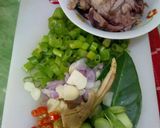 Foto langkah ke 1 dari resep Oseng cumi dan pete.