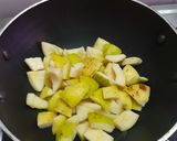 A picture of step 4 of Jamfal nu shak(Guava Curry).