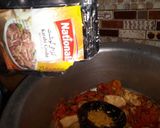 A picture of step 4 of Chicken daal.