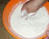 A picture of step 2 of Malabari paratha.