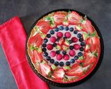 Foto del passaggio 5 della ricetta Crostata di frutta con base di mousse