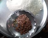 सफेद तिल मावा के लड्डू (safed til mawa ke ladoo recipe in Hindi) रेसिपी चरण 1 फोटो