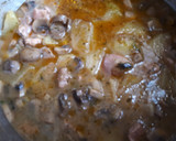 Foto del paso 1 de la receta: Pavo con champiñones