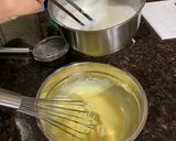 A picture of step 4 of Japanese Cream Puff.