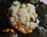A picture of step 10 of Spicy Tuna Onigirazu.