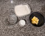 Foto del paso 1 de la receta: Empanadas de choclo y salsa blanca 🌽