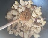Csirkemell cukkinis-borsós ágyon recept fázis 3 fotója
