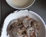 Foto langkah ke 1 dari resep Udang Creamy Salted Egg.