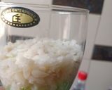A picture of step 3 of Tri colour milk pauva.
