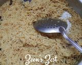 A picture of step 5 of Chicken Maqlooba/Palestinian Flipped Upside Down Rice Dish.