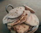 A picture of step 8 of Desi Chulhe Me Bana Khana Simple Thali.
