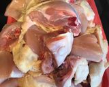 A picture of step 1 of Chicken Afritada.