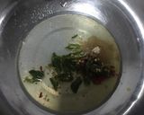รูปขั้นตอนการทำที่ 1 ของ ยำตีนไก่เส้นบุก”
