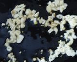 A picture of step 3 of White Sauce Pasta.