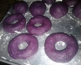 Foto langkah ke 6 dari resep Donat Ubi Ungu.