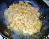 Foto del paso 2 de la receta: Tortitas de gambas