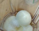 Gambar langkah 1 resipi Home Made Mayonnaise.