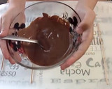 Foto del paso 1 de la receta: Piruletas de chocolate para hacer con niños