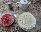 Foto del paso 2 de la receta: Empanadas caseras con masa de remolacha y relleno de choclo