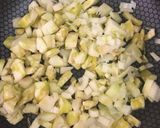 Foto del paso 3 de la receta: Berenjena rellena de soja con setas y bechamel de albahaca #glutenfree #sin lactosa # vegano