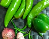 A picture of step 1 of Green Peri Peri Sauce.