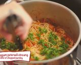 Foto langkah ke 11 dari resep Spaghetti Bakso Italia | Spaghetti Meatball.