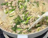 รูปขั้นตอนการทำที่ 4 ของ ผัดวุ้นเส้นหมูสับ ใส่ไข่